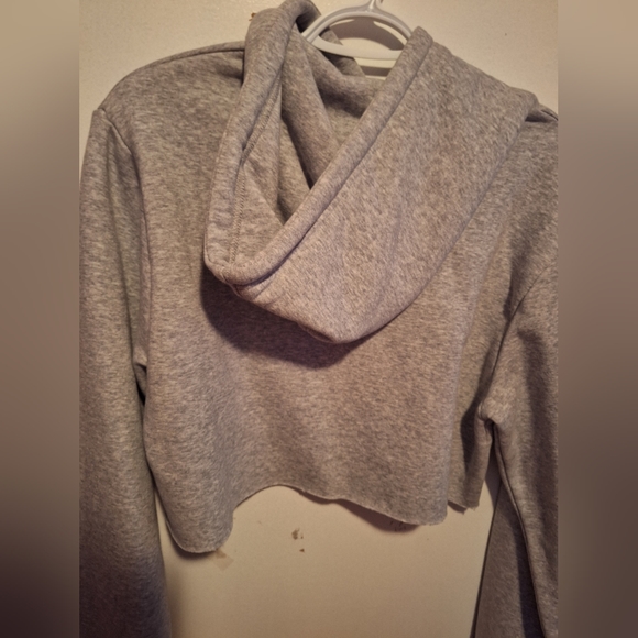 Cropped sweatershirt/hoodie - Picture 3 of 4